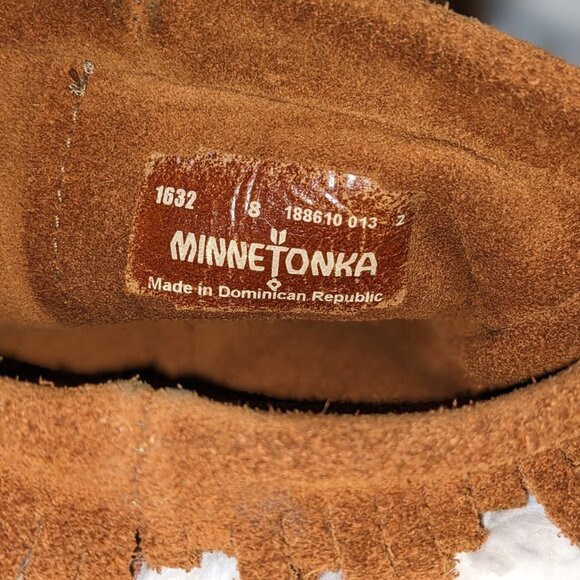 Minnetonka Tall Fringed Brown Suede Moccasin Boot - Picture 6 of 11